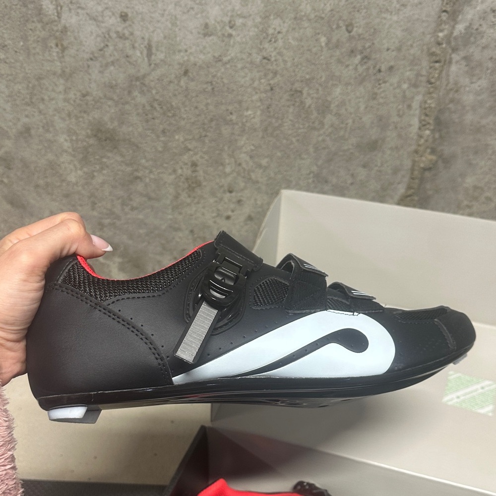 Peloton Black and White Cycling Shoes with Red Accents